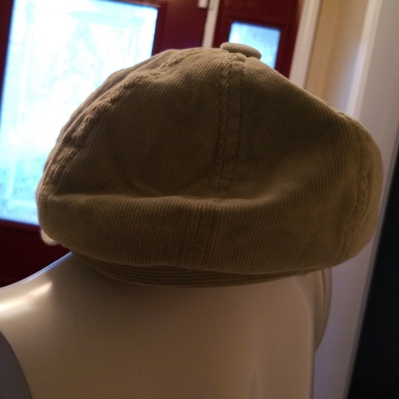 Hat - Picture 2 of 4